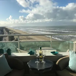 https://annets-apartments.zandvoort-hotels.com