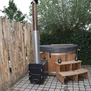  Appartement Romantische Loft Met Heerlijke Hottub Nederland