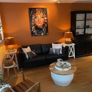 https://vakantiehuis-de-zeeparel.zandvoort-hotels.com