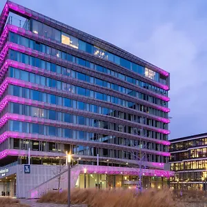 Moxy Houthavens Ámsterdam